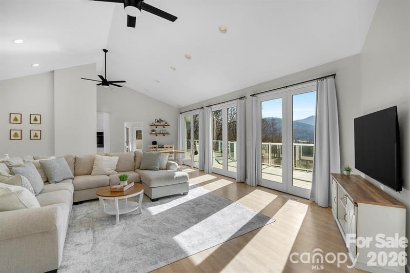 56 Great Horned Owl Rd, Candler, NC 28715