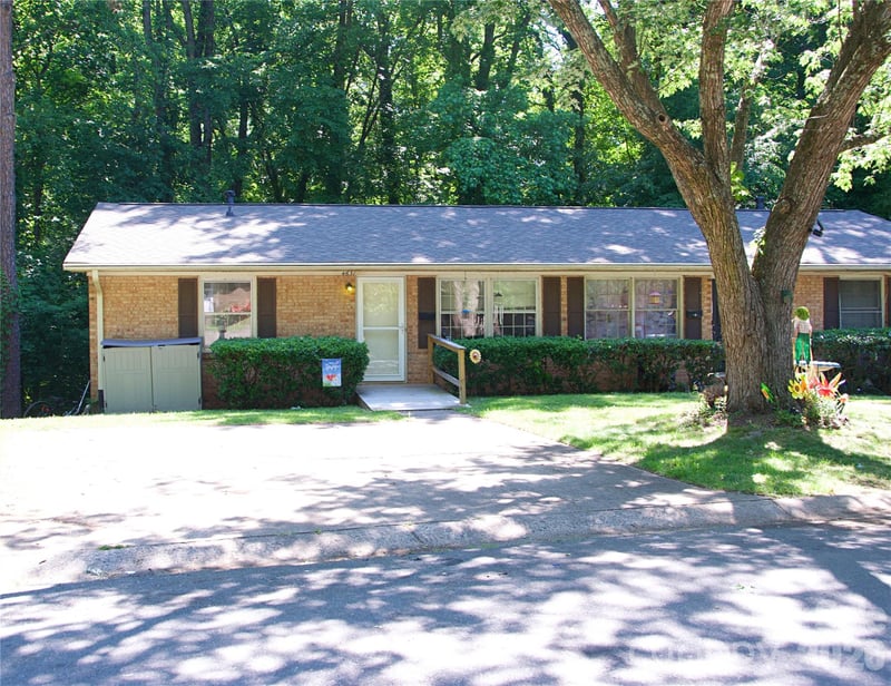 4631 Highlake Dr, Charlotte, NC 28215