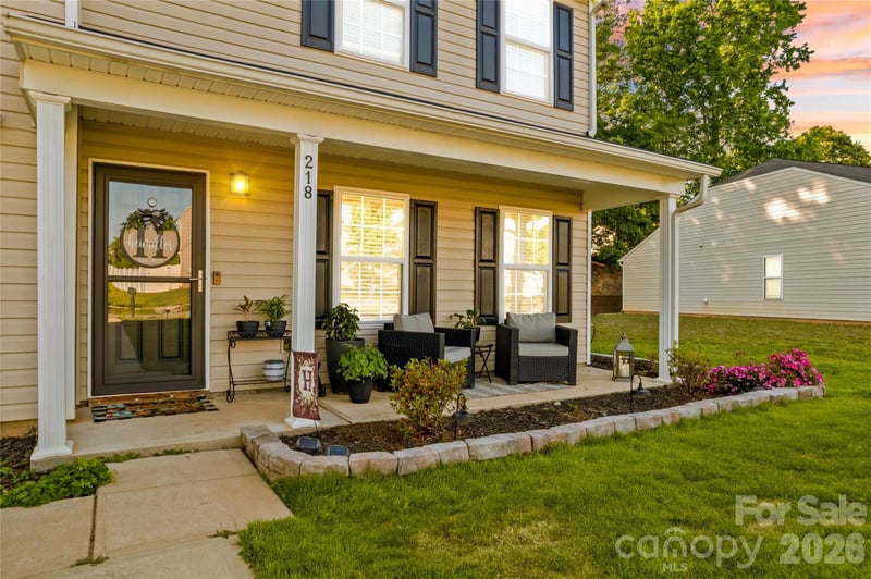218 Valerie Dr, Lincolnton, NC 28092