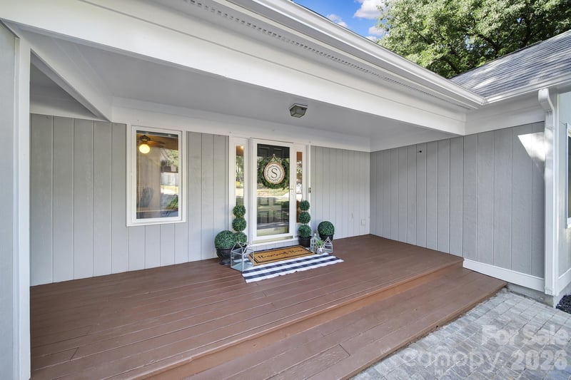 26037 Windjammer Dr, Tega Cay, SC 29708