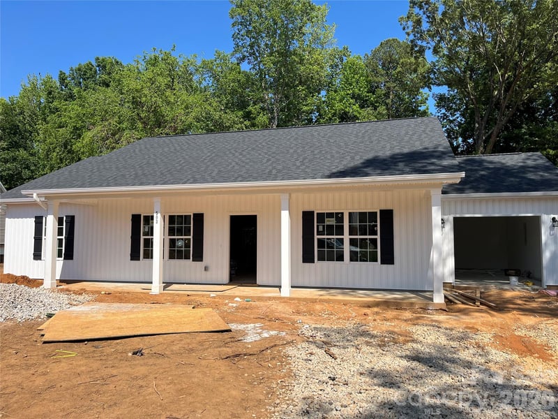 503 Quail Ln, Lexington, NC 27292