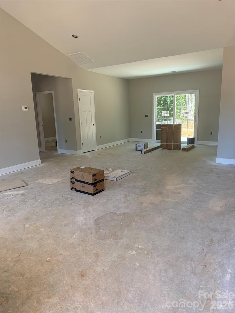 503 Quail Ln, Lexington, NC 27292