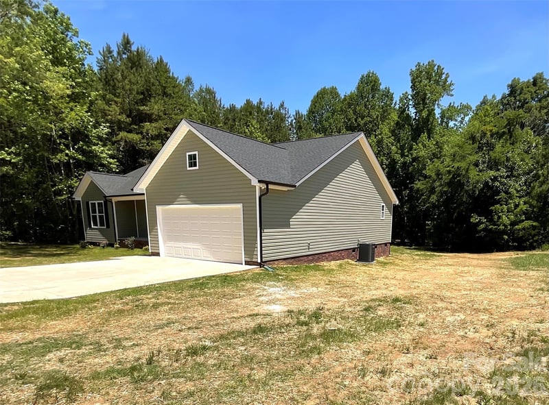 860 Lake Fork Rd, Salisbury, NC 28146
