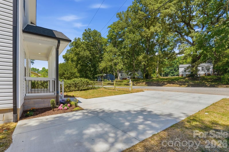 208 Wylie Park Rd, Lancaster, SC 29720