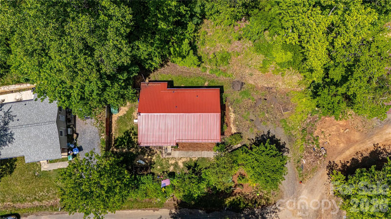 203 Kennedy Dr #21 & 22, Swannanoa, NC 28778