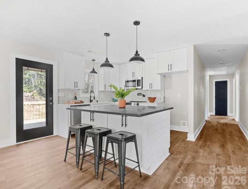 205 Redding Rd, Stanley, NC 28164