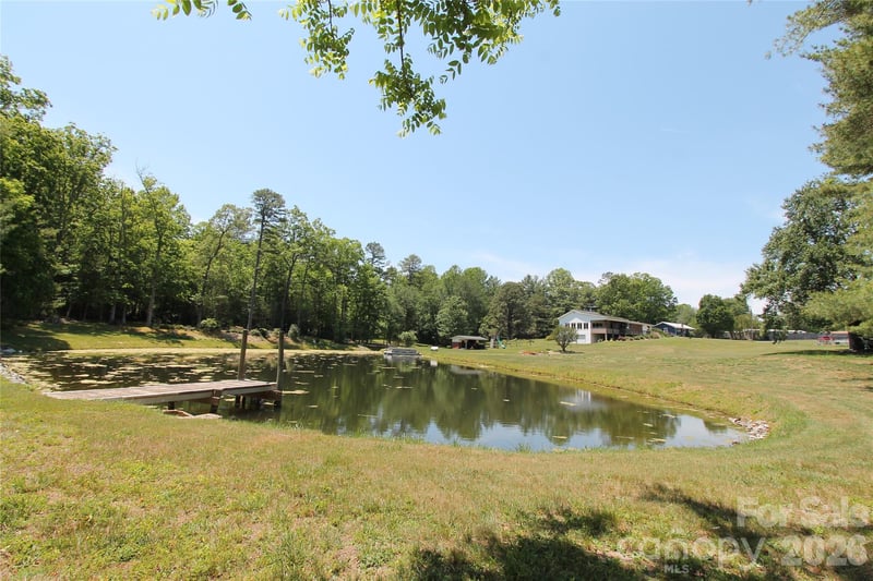 231 Allen Rd, East Flat Rock, NC 28726