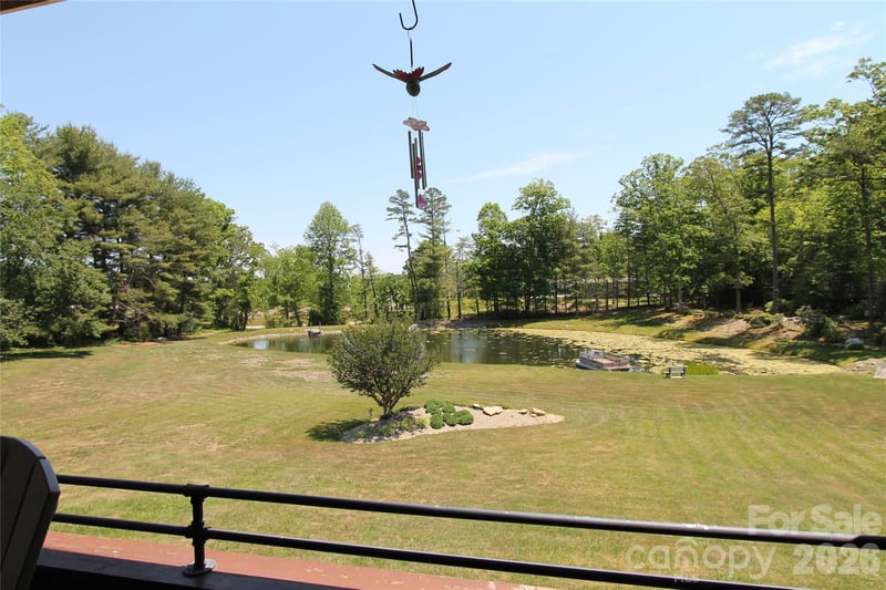 231 Allen Rd, East Flat Rock, NC 28726