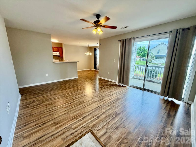 4002 Town Center Rd, Harrisburg, NC 28075