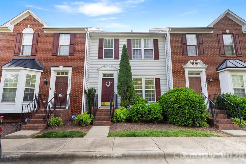 11022 Garden Oaks Ln, Charlotte, NC 28273