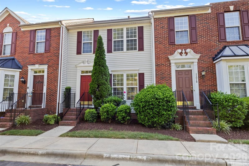 11022 Garden Oaks Ln, Charlotte, NC 28273