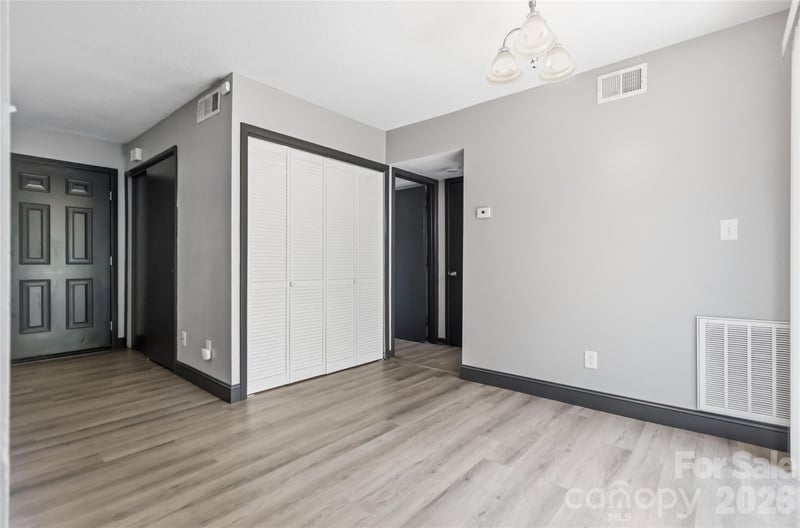 11033 Cedar View Rd, Charlotte, NC 28226