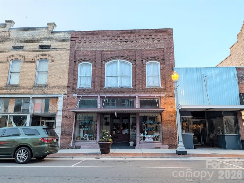 105 and 107 Main St, Cherryville, NC 28021