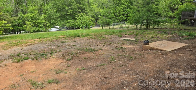 18 Paradise Ridge Rd, Candler, NC 28715