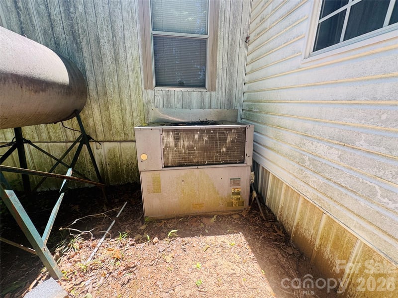 1178 Pierce Dr, Salisbury, NC 28146