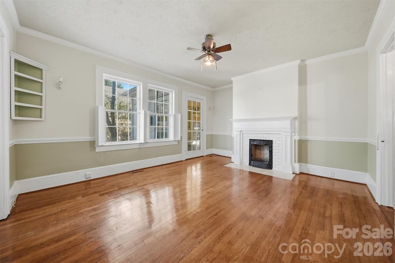 1010 College Ave, Lenoir, NC 28645