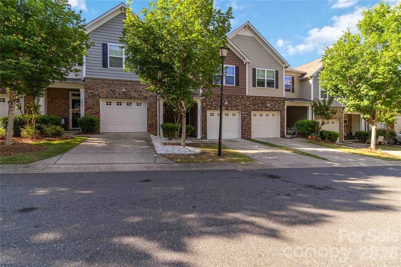 7048 Woodsbay Ln, Rock Hill, SC 29732