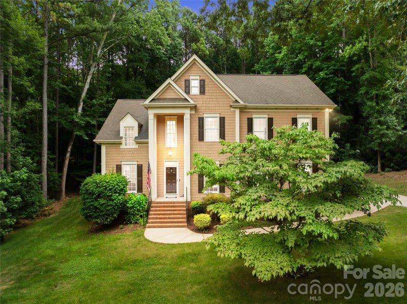121 Morrows Ridge Ln, Mooresville, NC 28117