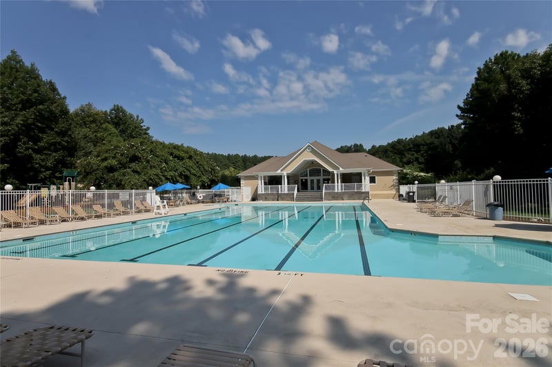 121 Morrows Ridge Ln, Mooresville, NC 28117