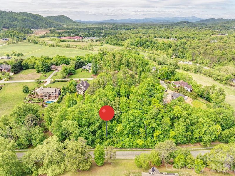 61 Bradford Vistas Dr, Fletcher, NC 28732