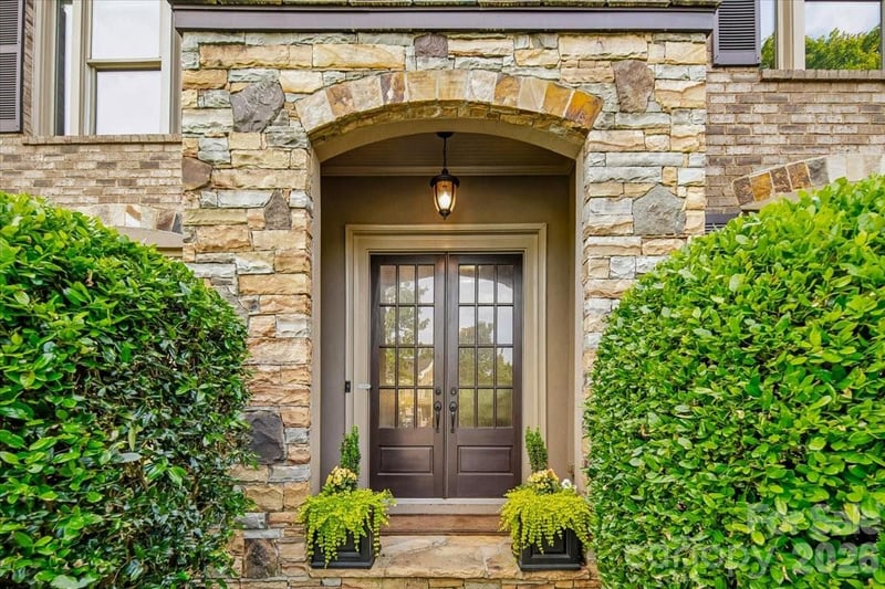 4001 Ainsdale Dr, Matthews, NC 28104