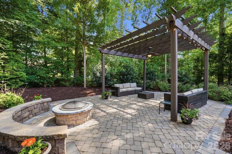 1413 Screech Owl Rd, Waxhaw, NC 28173
