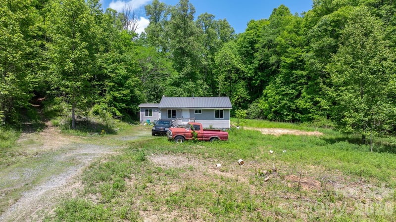 1460 Husbands Creek Rd, Lenoir, NC 28645