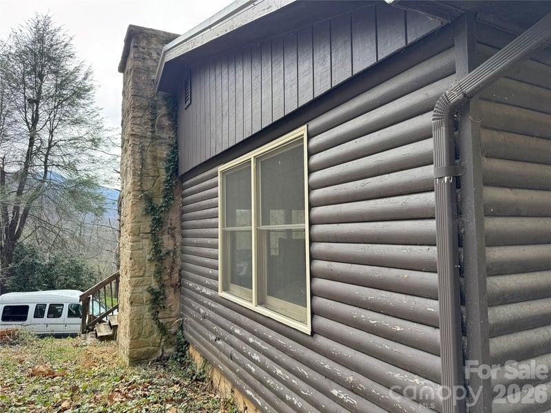 814 Mountain View Dr, Maggie Valley, NC 28751