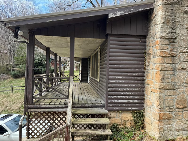 814 Mountain View Dr, Maggie Valley, NC 28751