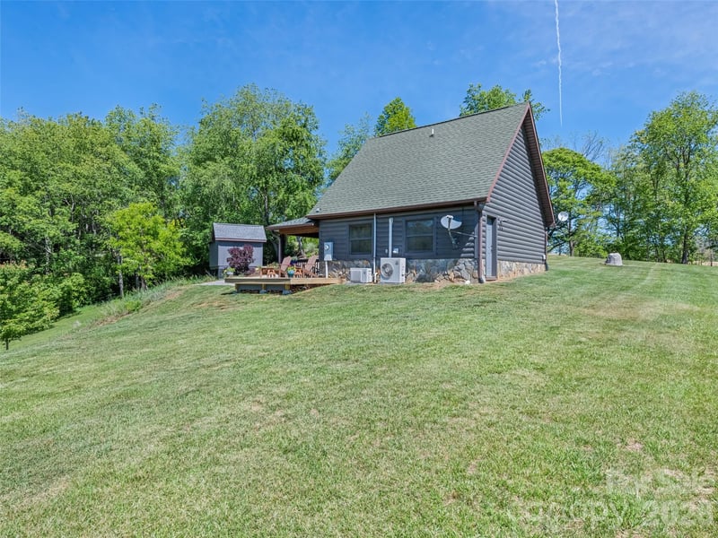 265 Cansadie Top Rd, Waynesville, NC 28785