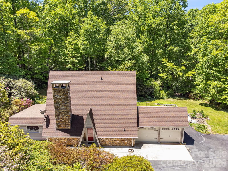 45 Echo Hills Dr, Fairview, NC 28730