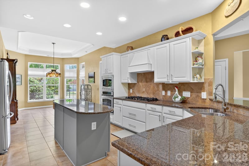 9242 Whistling Straits Dr, Fort Mill, SC 29707
