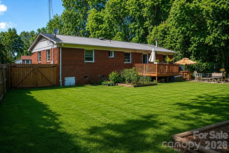 1122 Zion Ct, Charlotte, NC 28209