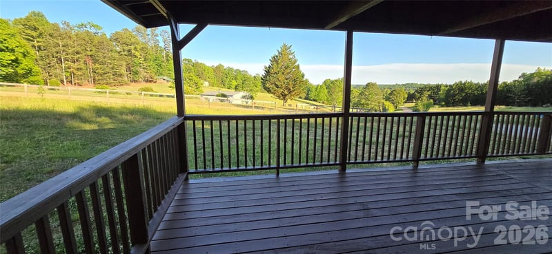 78 Buck Branch Rd, Mill Spring, NC 28756