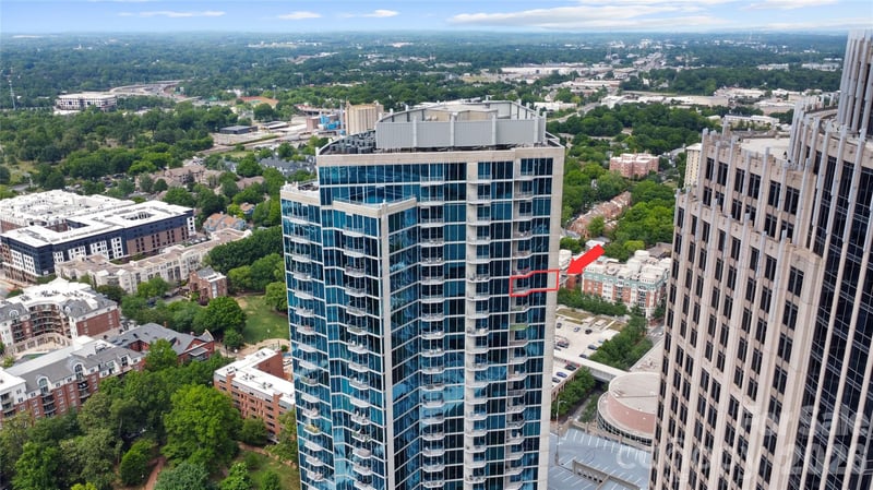 210 Church St #3007, Charlotte, NC 28202