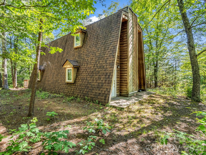 740 Justice Dr, Lake Lure, NC 28746