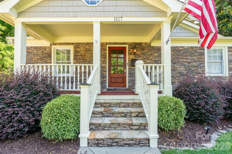 1617 Brook Rd, Charlotte, NC 28205