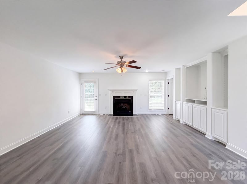 106 Woodfield Ln, Cherryville, NC 28021