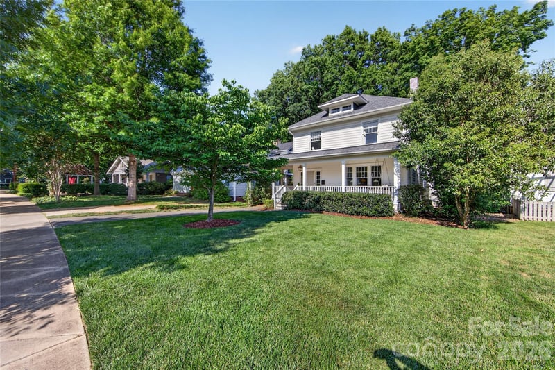 2127 Crescent Ave, Charlotte, NC 28207