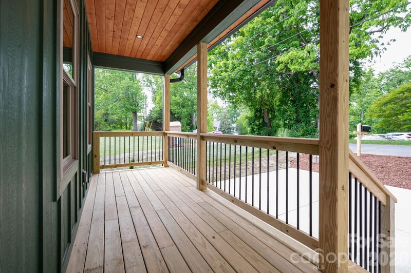 76 Jonestown Rd, Asheville, NC 28804