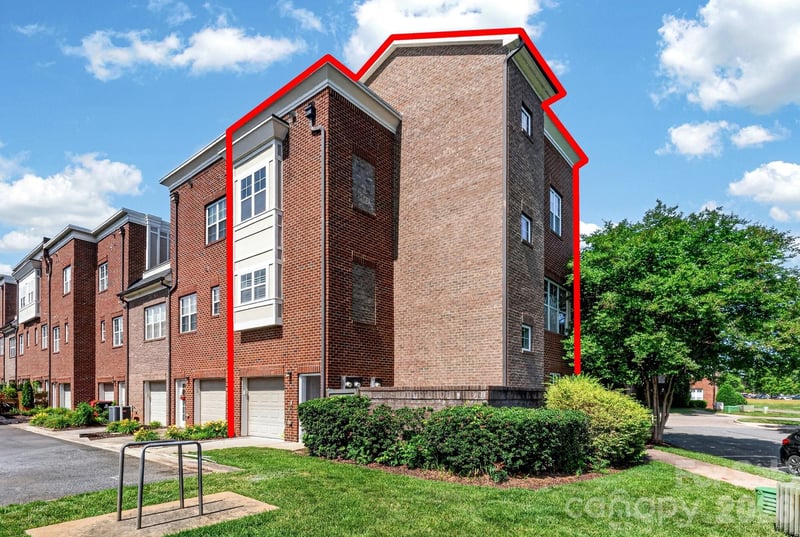 262 Harbour Place Dr #15, Davidson, NC 28036