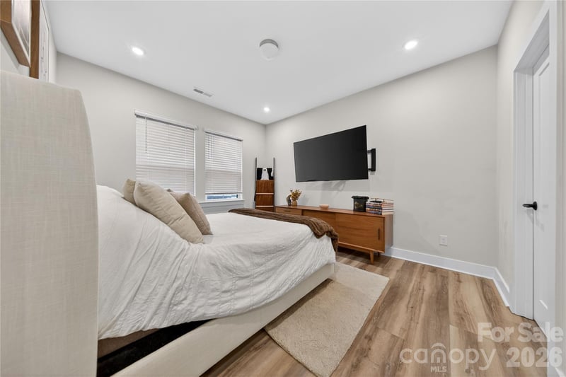4033 Polluck Way, Charlotte, NC 28209