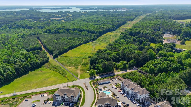 274294 N Pilot Knob Rd, Denver, NC 28037