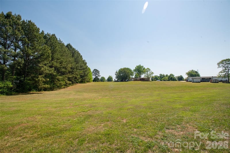 2462 - 2464 Leonhardt Rd, Cherryville, NC 28021