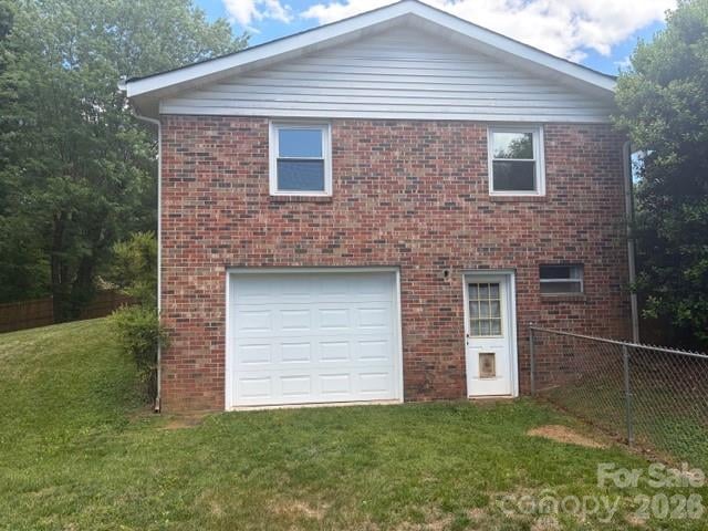 242 Edgewood Cir #3, Morganton, NC 28655