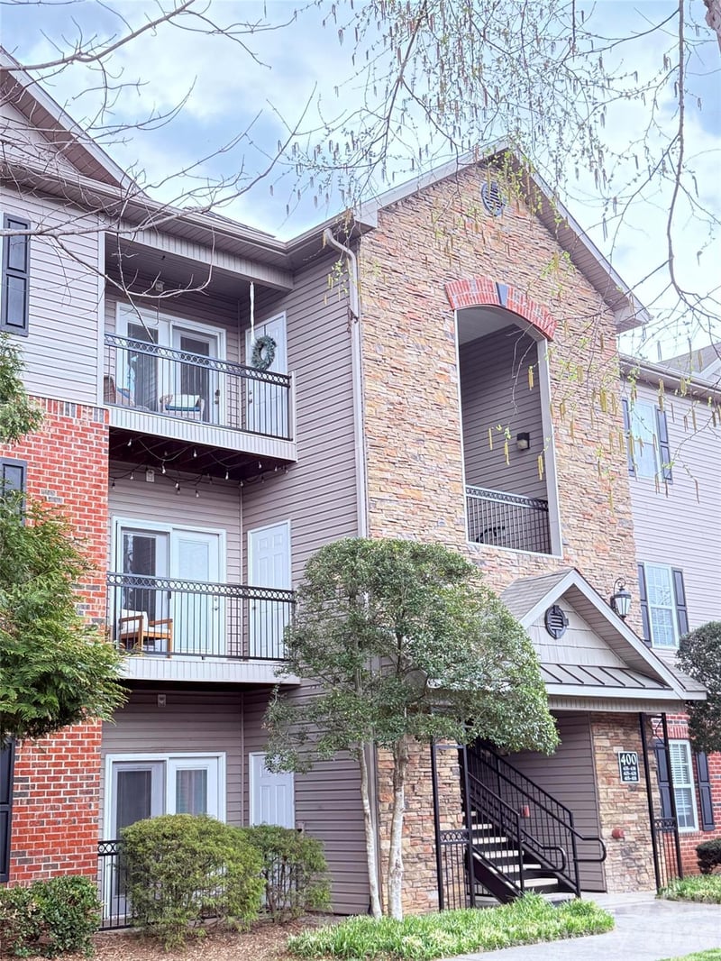 435 Appeldoorn Cir, Asheville, NC 28803
