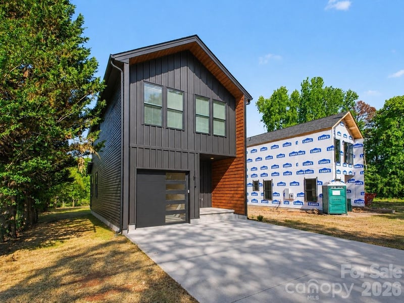 587 Central Dr, Concord, NC 28027