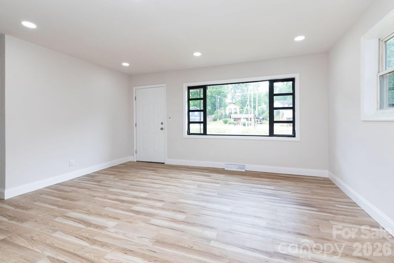 258 New Leicester Hw, Asheville, NC 28806