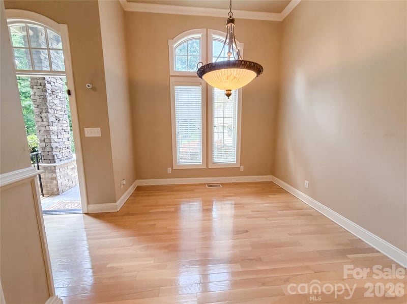 304 Catawba Crest Ln, Clover, SC 29710