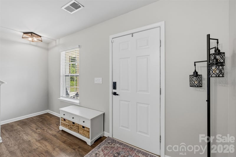 2812 Westbury Ct, Dallas, NC 28034